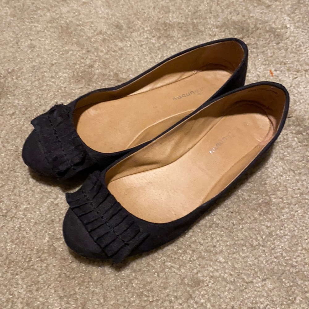Black flats